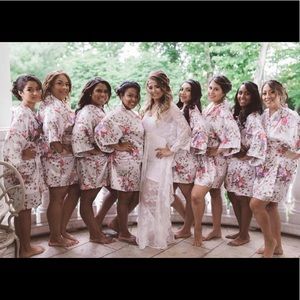Set of 14 bridesmaids robes, floral kimono robes